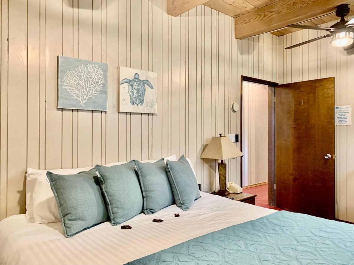Breakers Boutique Inn Westport Bagian luar foto