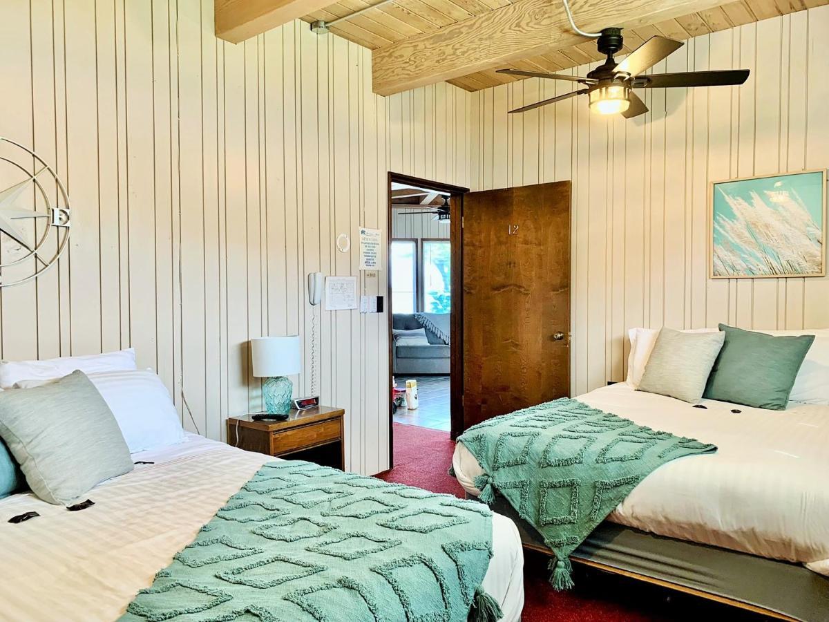 Breakers Boutique Inn Westport Bagian luar foto