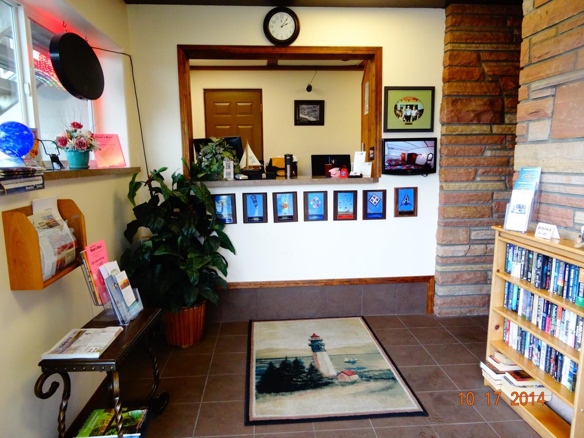 Breakers Boutique Inn Westport Bagian luar foto
